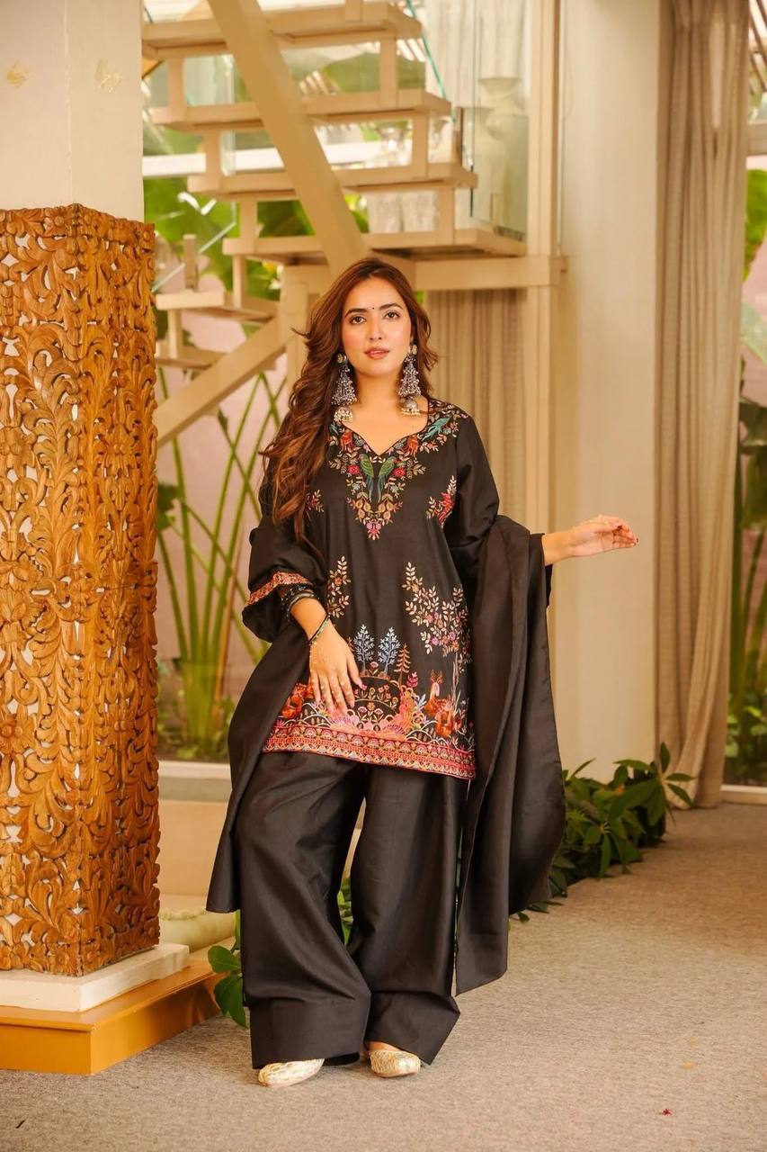 Luxury Roman Silk Printed Kurta Set