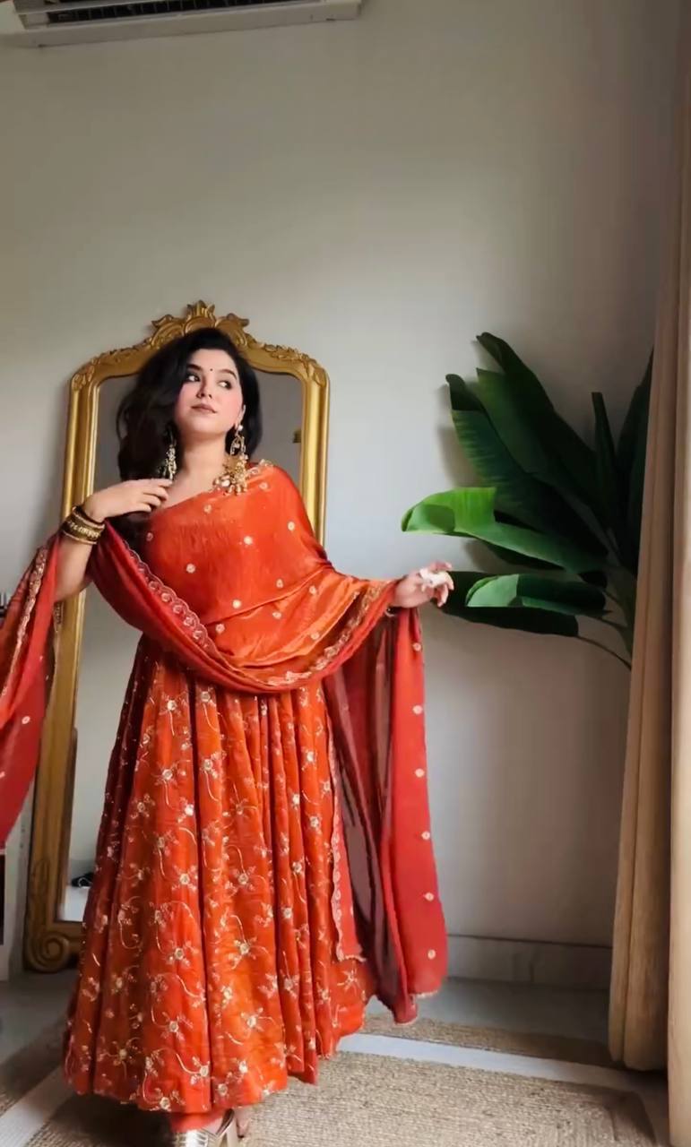 Designer Anarkali Set – Elegant Ethnic Wear
