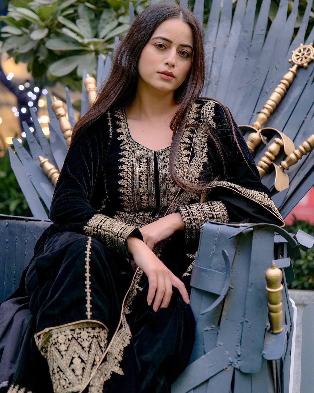 Designer Viscose Velvet Party Wear Set