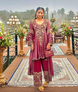 Luxury Embroidered Kurti Set with Elegant Dupatta